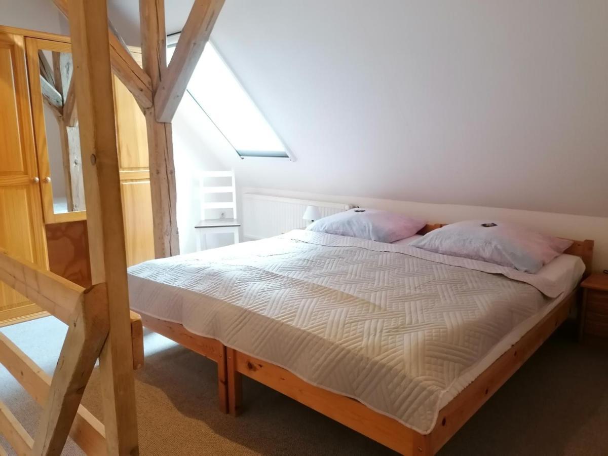 Boddenhus Auf Ruegen - Und Appartement Rappin