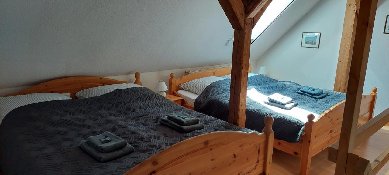 Boddenhus Auf Ruegen - Und *